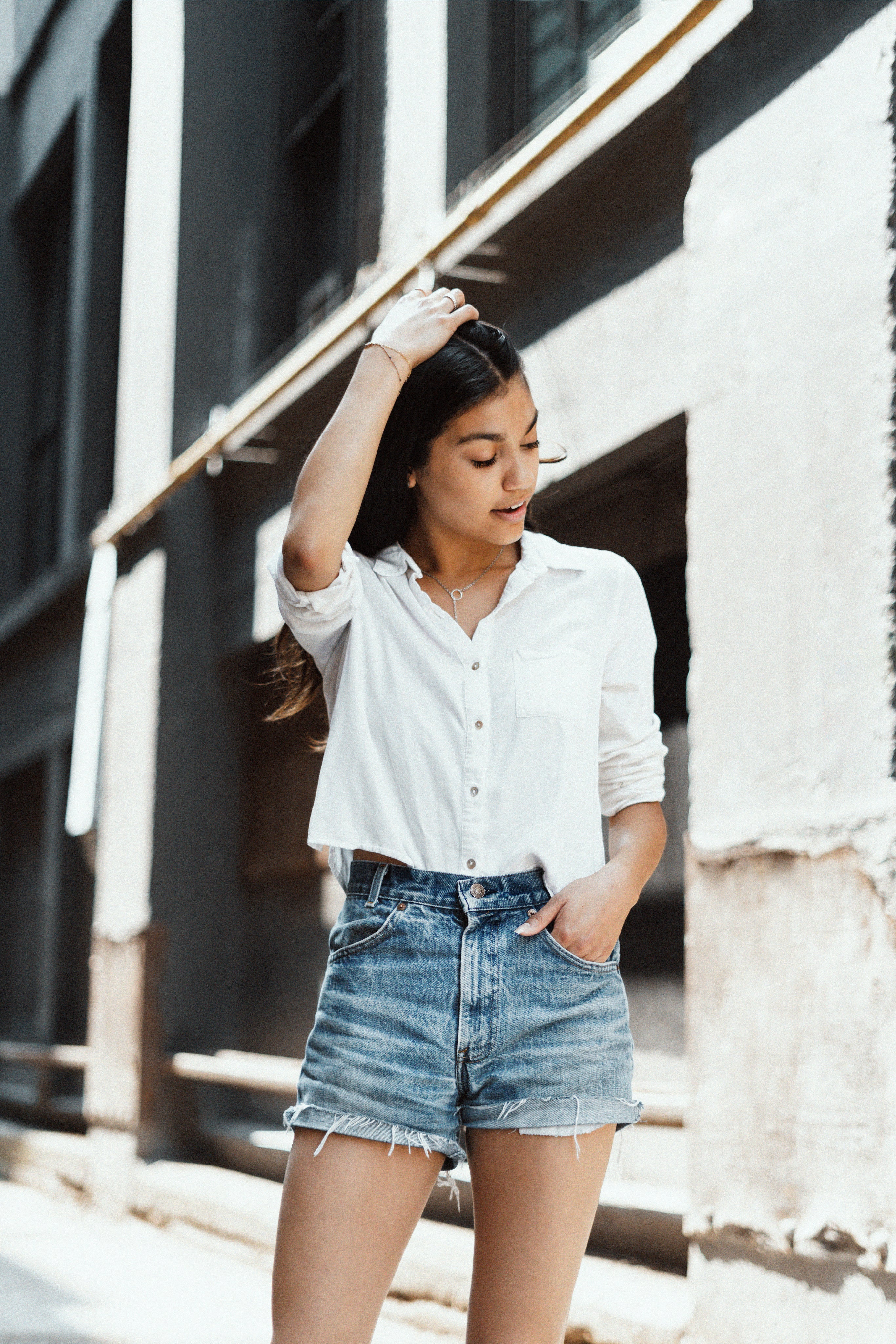 files/jean-shorts-woman.jpg